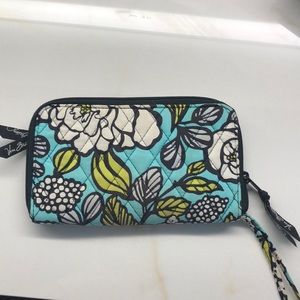 Vera Bradley Wristlet / Wallet